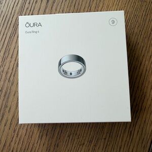 Oura Silver Ring BRAND NEW
